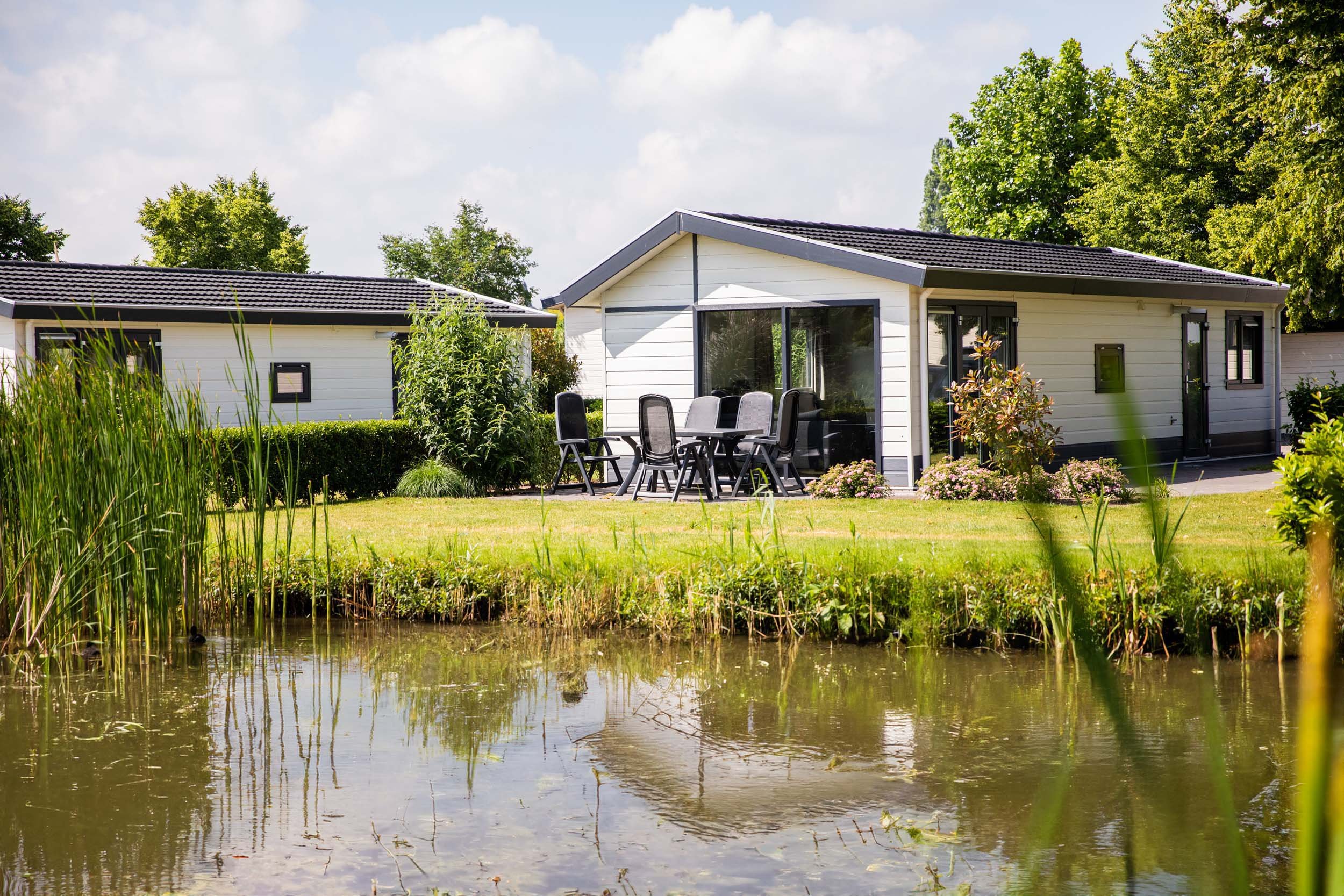 Recreatiepark het Esmeer - Vakantiewoningen aan het water - 1